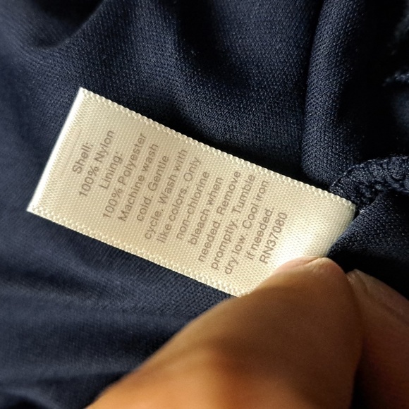 NWT FAUX WRAP FLORAL DRESS IN NAVY FLORAL - Picture 6 of 6